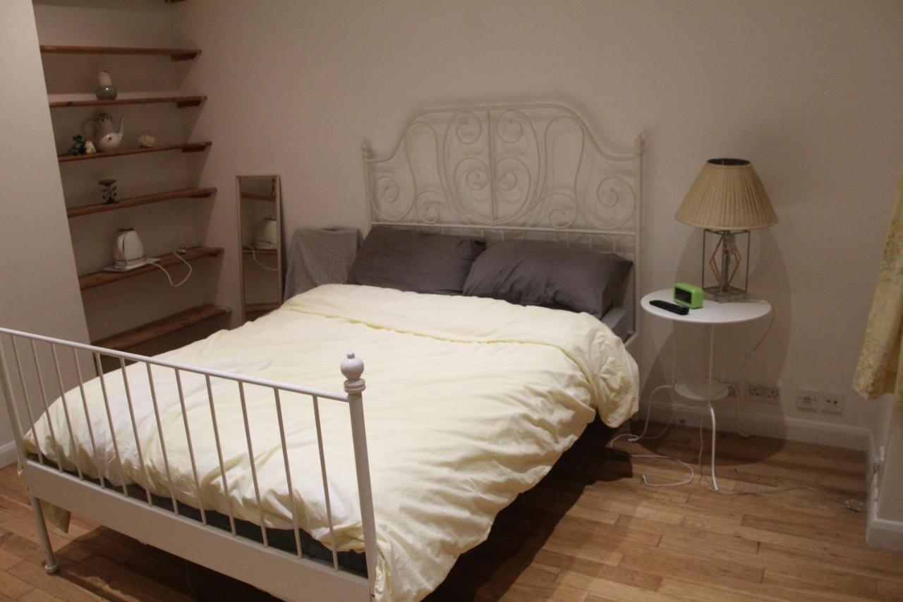 Beautiful Double Bedroom Edgware Екстер'єр фото