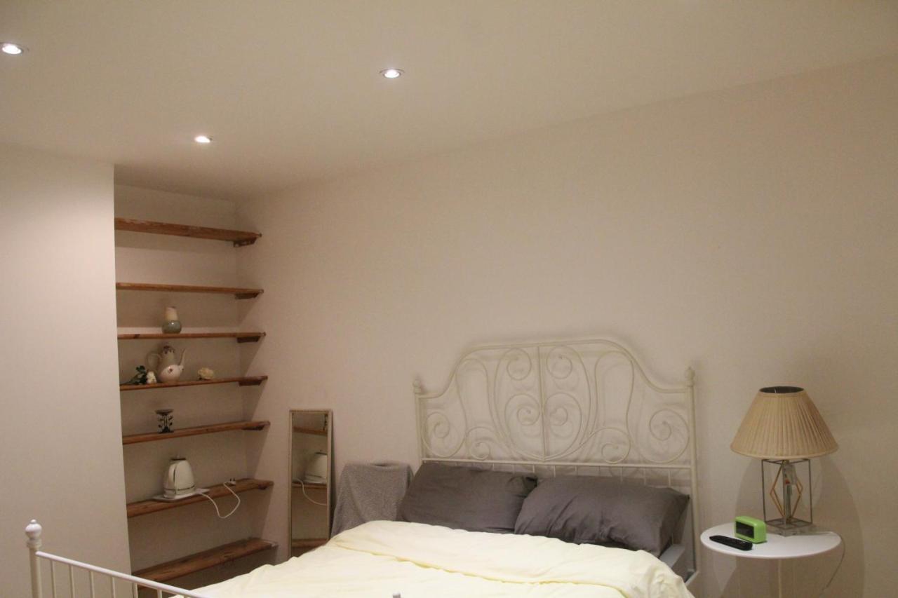Beautiful Double Bedroom Edgware Екстер'єр фото
